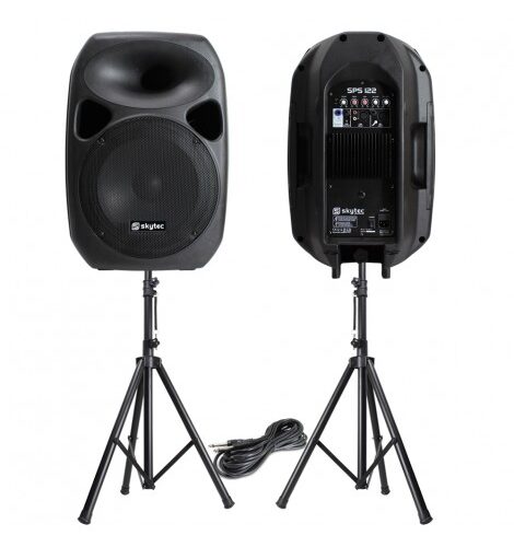 Pair of Speakers , stands and Microphone