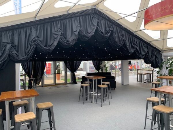 Reveal Curtain